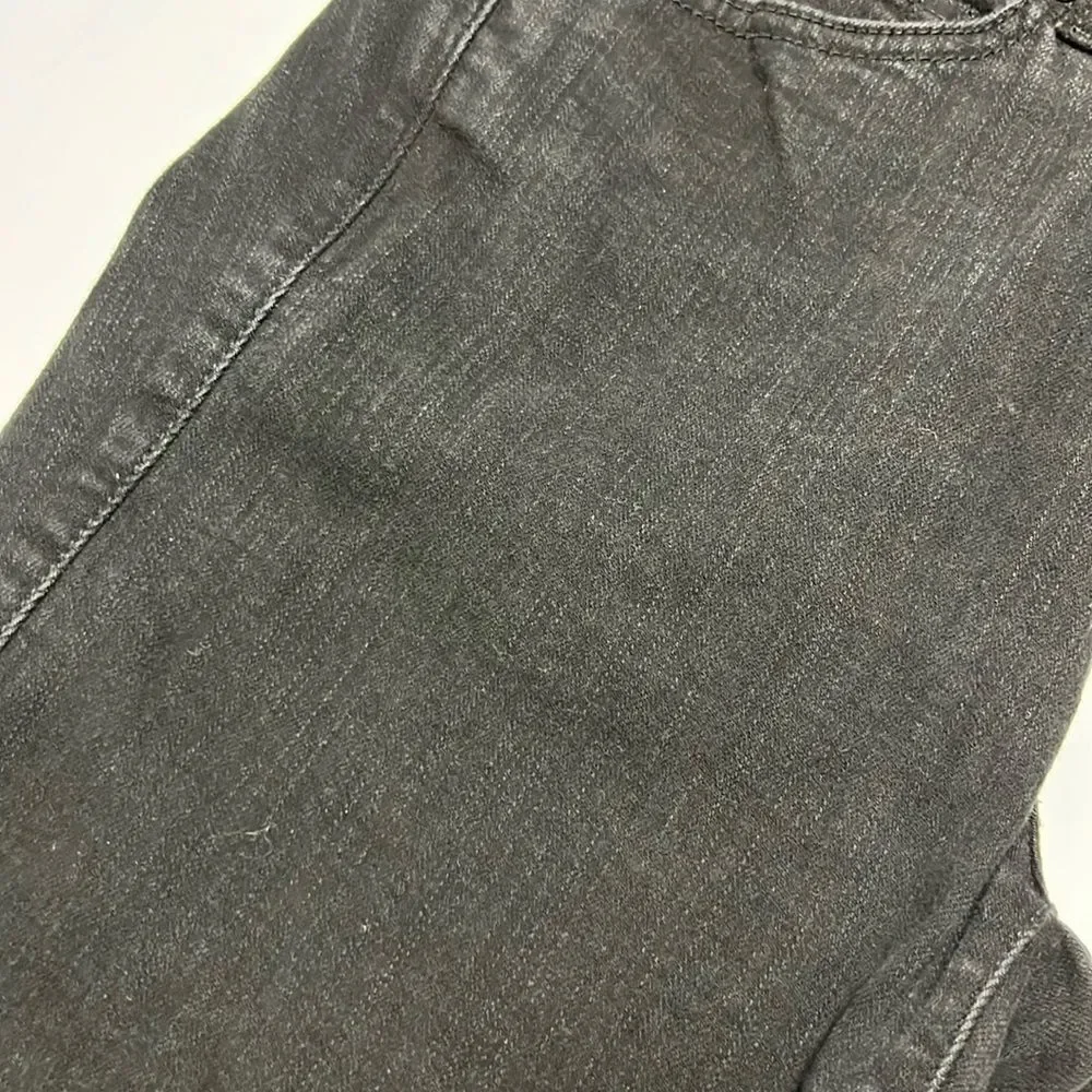 Torrid Black “Feel the Fit” Crop Bombshell Skinny Jeans- Size 10